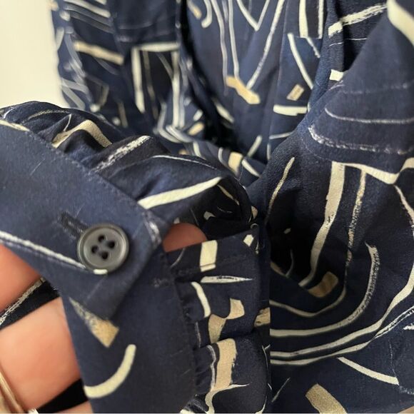 St. John 100% Silk Long Sleeve Faux Wrap Mini Dress, Artistic Pattern Blue S NWT - Picture 8 of 9